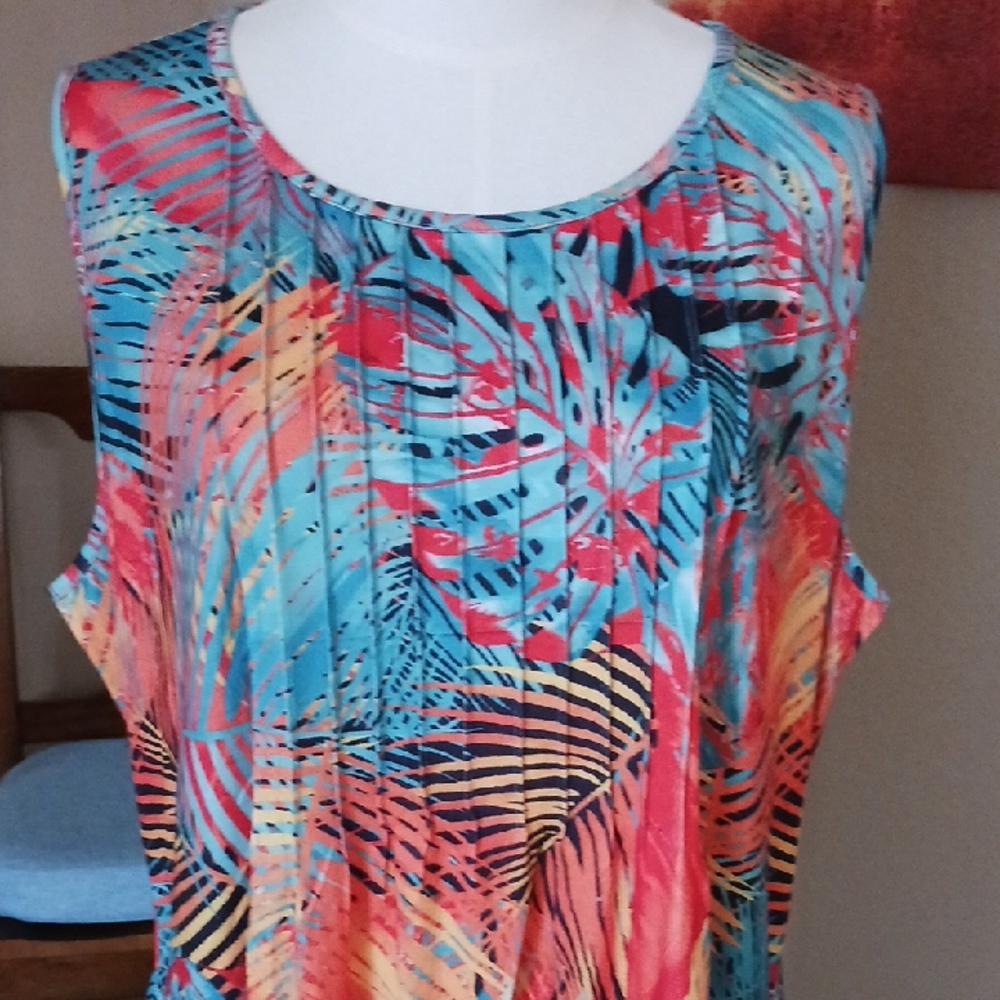 NWT- Sleeveless Tropical Print Shift Dress - Multicolor - Picture 4 of 13